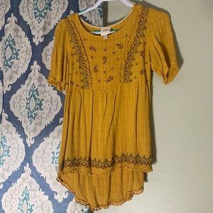Mustard Hi-Low w/ Stitched Designs - M